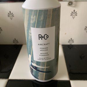 R+Co Aircraft pomade